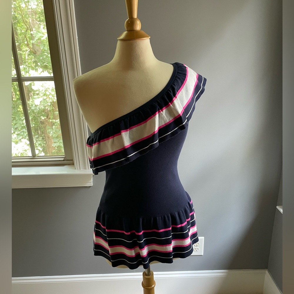 Lilly Pulitzer One Shoulder Sweater Size Small